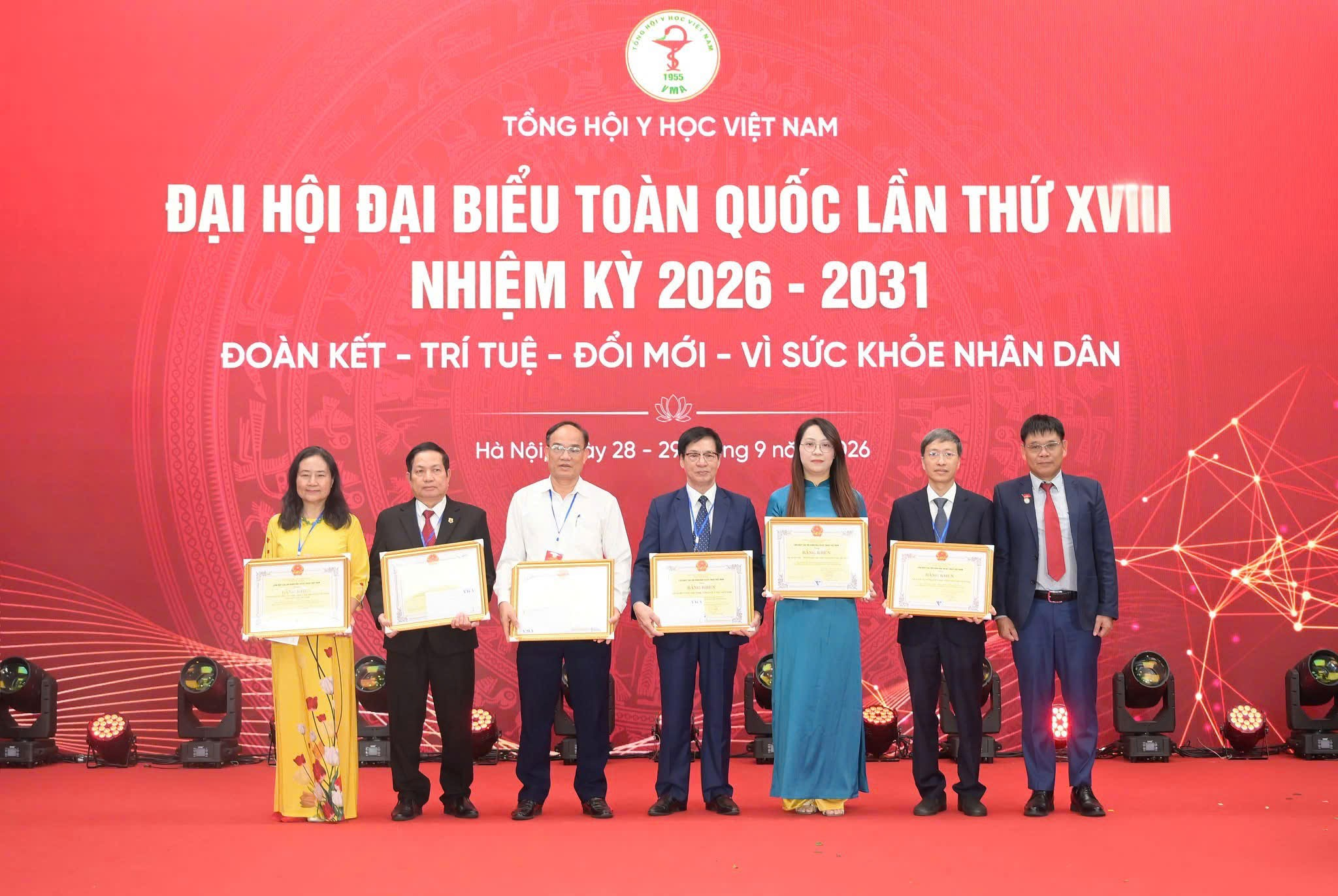 Hiệp hội Điều dưỡng Việt Nam ghi dấu ấn tại Đại hội đại biểu toàn quốc Tổng hội Y học Việt Nam lần thứ XVIII