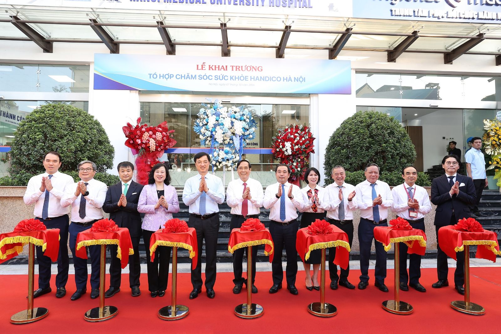 Khai trương tổ hợp chăm sóc sức khỏe cho người già Khai trương tổ hợp chăm sóc sức khỏe cho người già