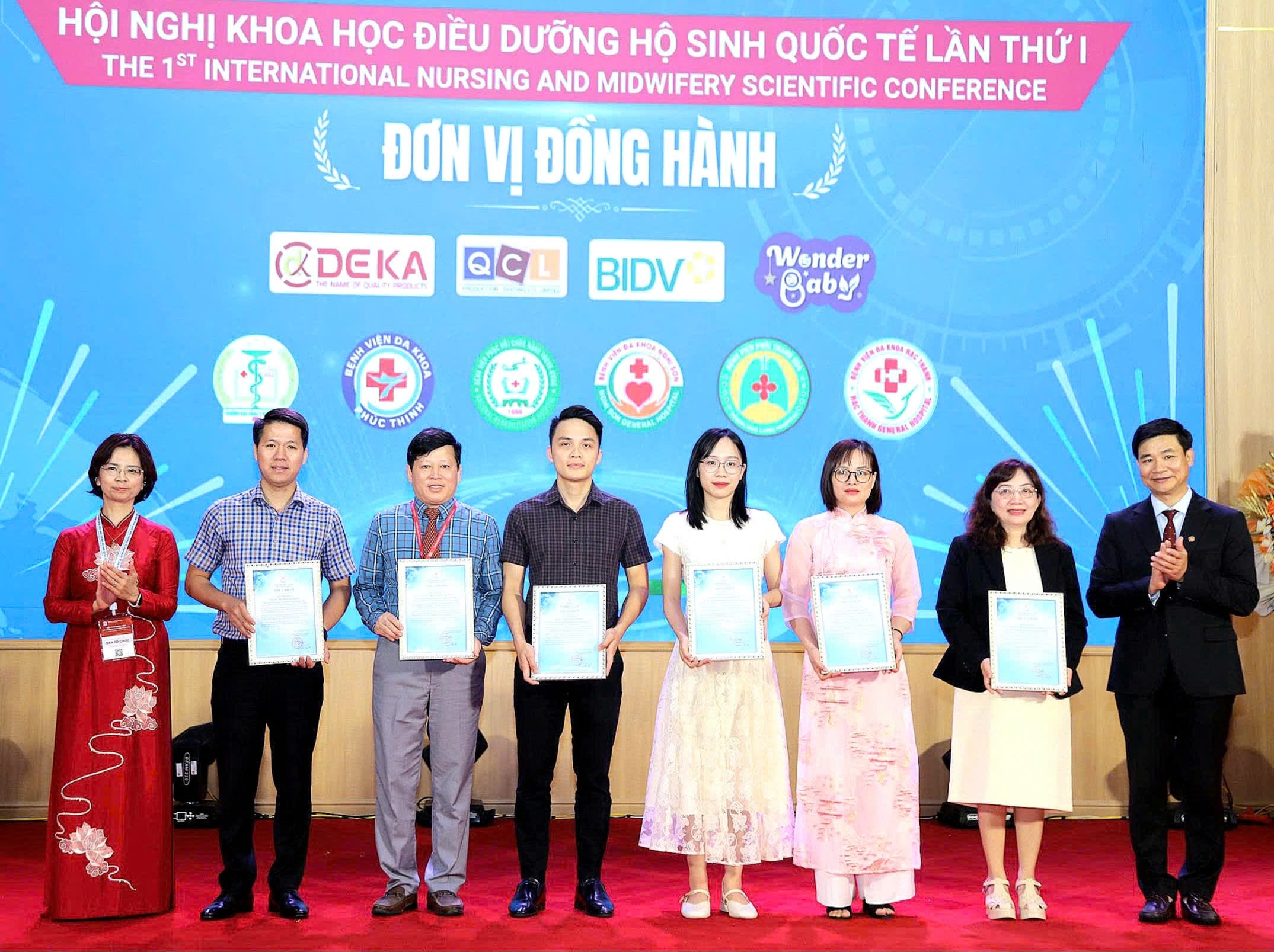 Hội nghị khoa học Điều dưỡng – Hộ sinh Quốc tế lần thứ I: Thúc đẩy nghiên cứu khoa học, nâng tầm vai trò điều dưỡng – hộ sinh trong hệ thống y tế