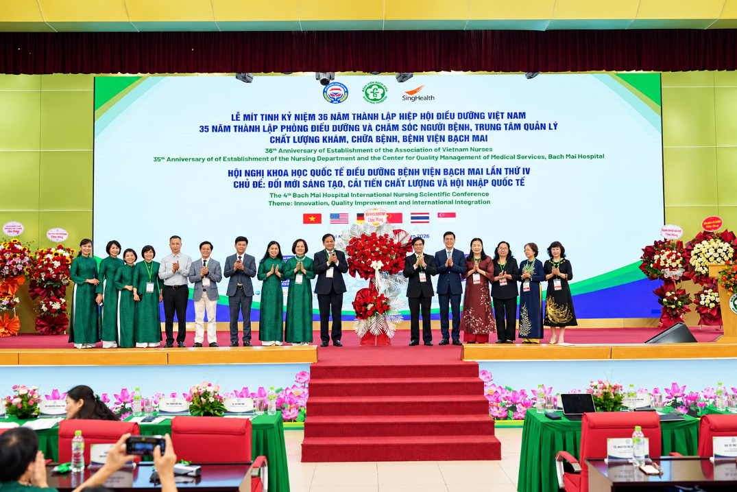 Bạch Mai: 35 năm nâng tầm điều dưỡng, vững bước hội nhập quốc tế