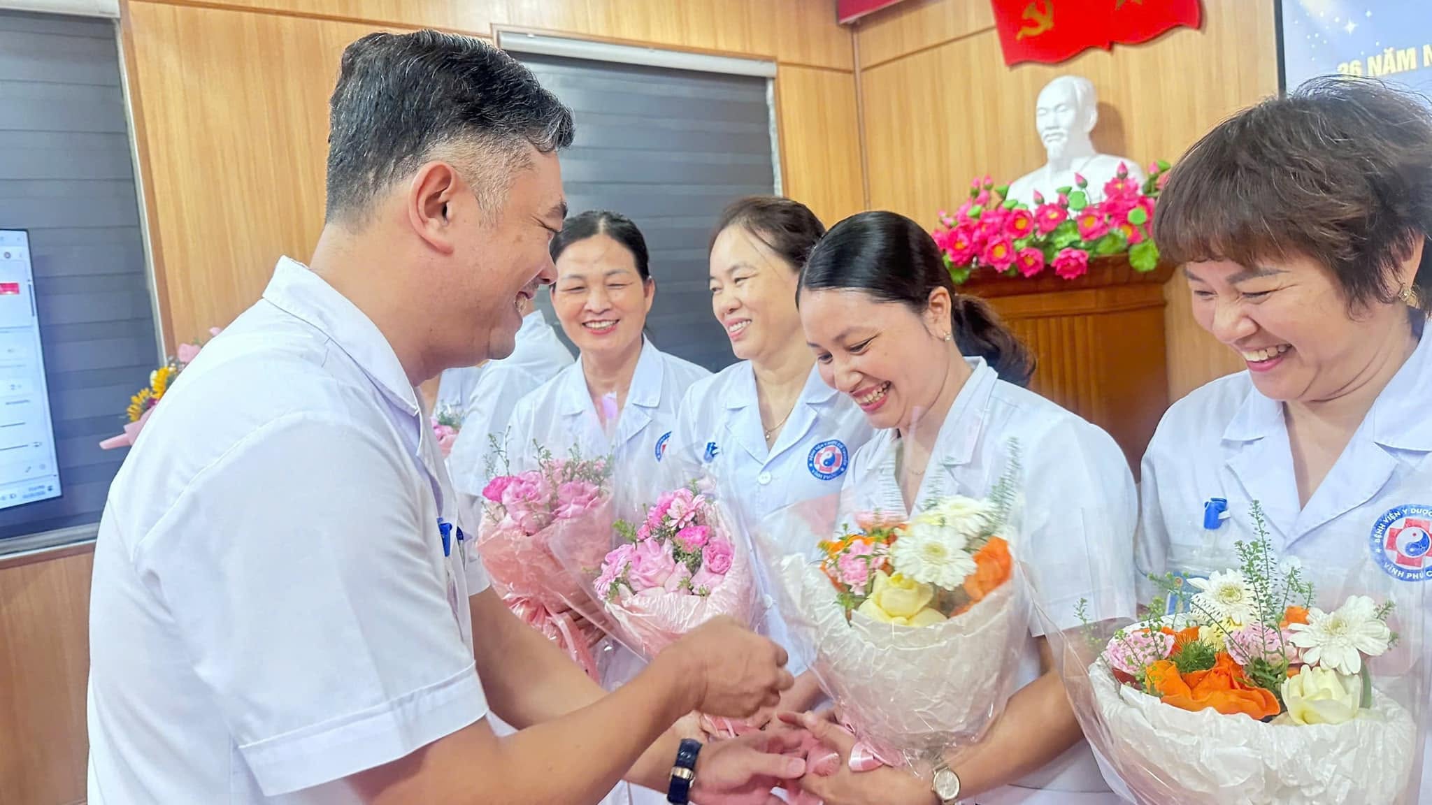 ​​​​​​​ Bệnh viện Y Dược cổ truyền Vĩnh Phúc: Điều dưỡng – Nghề của chuyên môn, trách nhiệm và lòng nhân ái